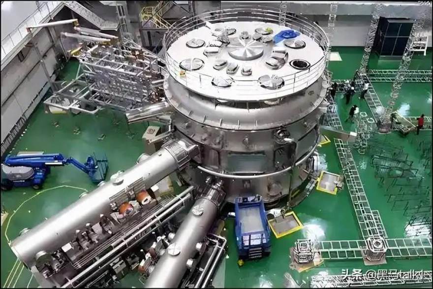 天天看球 · 五大联赛争冠格局盘点：阵容深度与赛程强度谁更占优